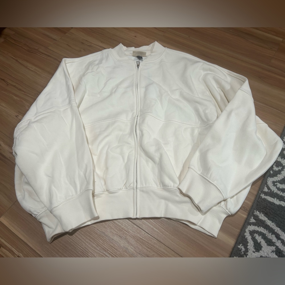 Universal Thread Cream Oversized Zip-Up Jacket NWT Size Large